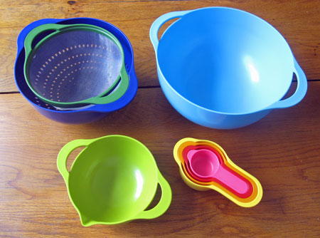 w_MOMA_un_nested_bowls