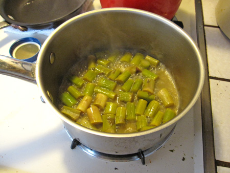 am_asparagus_cooks_2