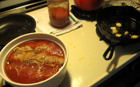 sauce the meat and brown the garlic cloves